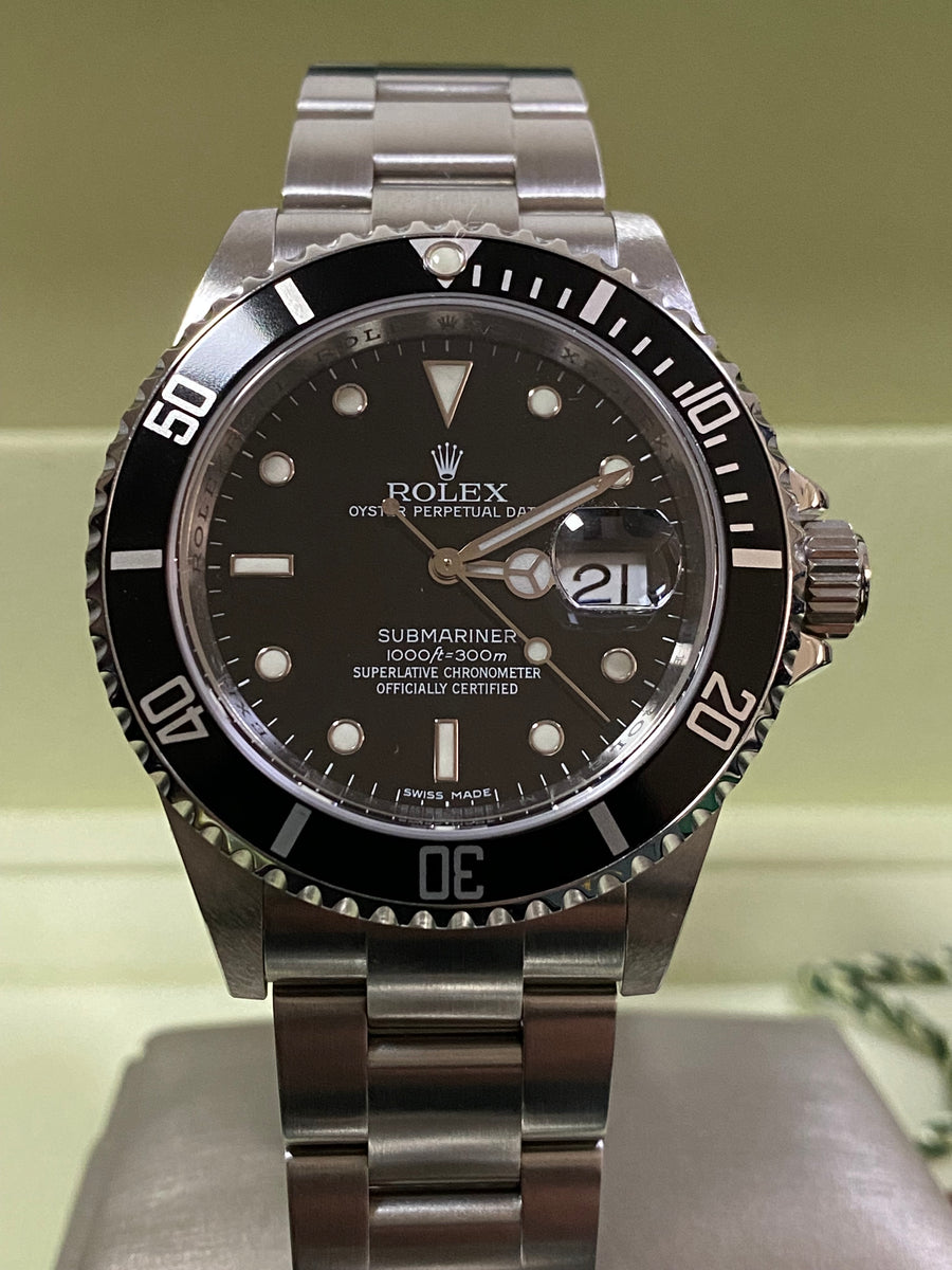 Rolex Steel Submariner Date - M serial - Pre Ceramic Bezel - Black Dial - 16610 UNPOLISHED FULL SET