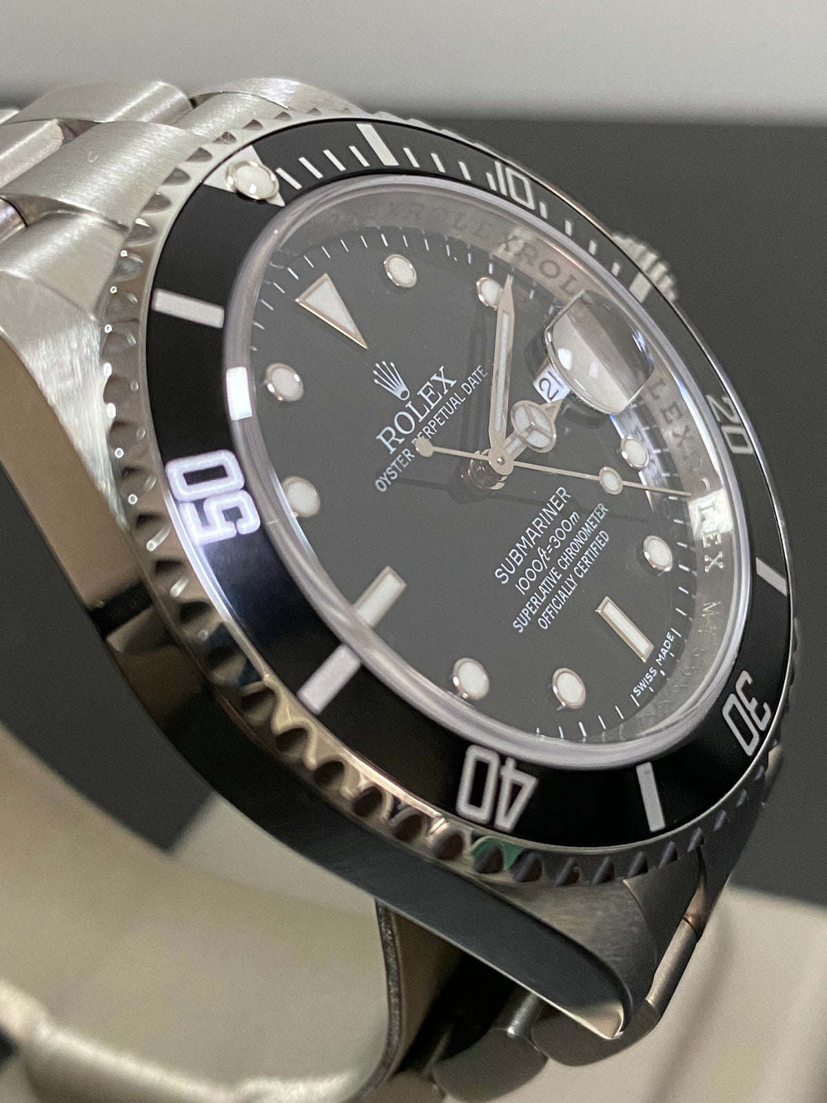 Rolex Steel Submariner Date - M serial - Pre Ceramic Bezel - Black Dial - 16610 UNPOLISHED FULL SET