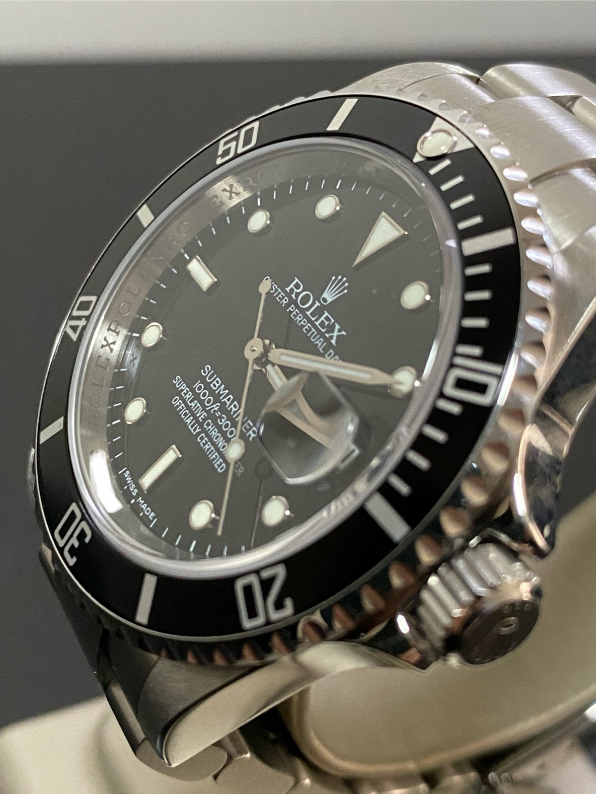 Rolex Steel Submariner Date - M serial - Pre Ceramic Bezel - Black Dial - 16610 UNPOLISHED FULL SET