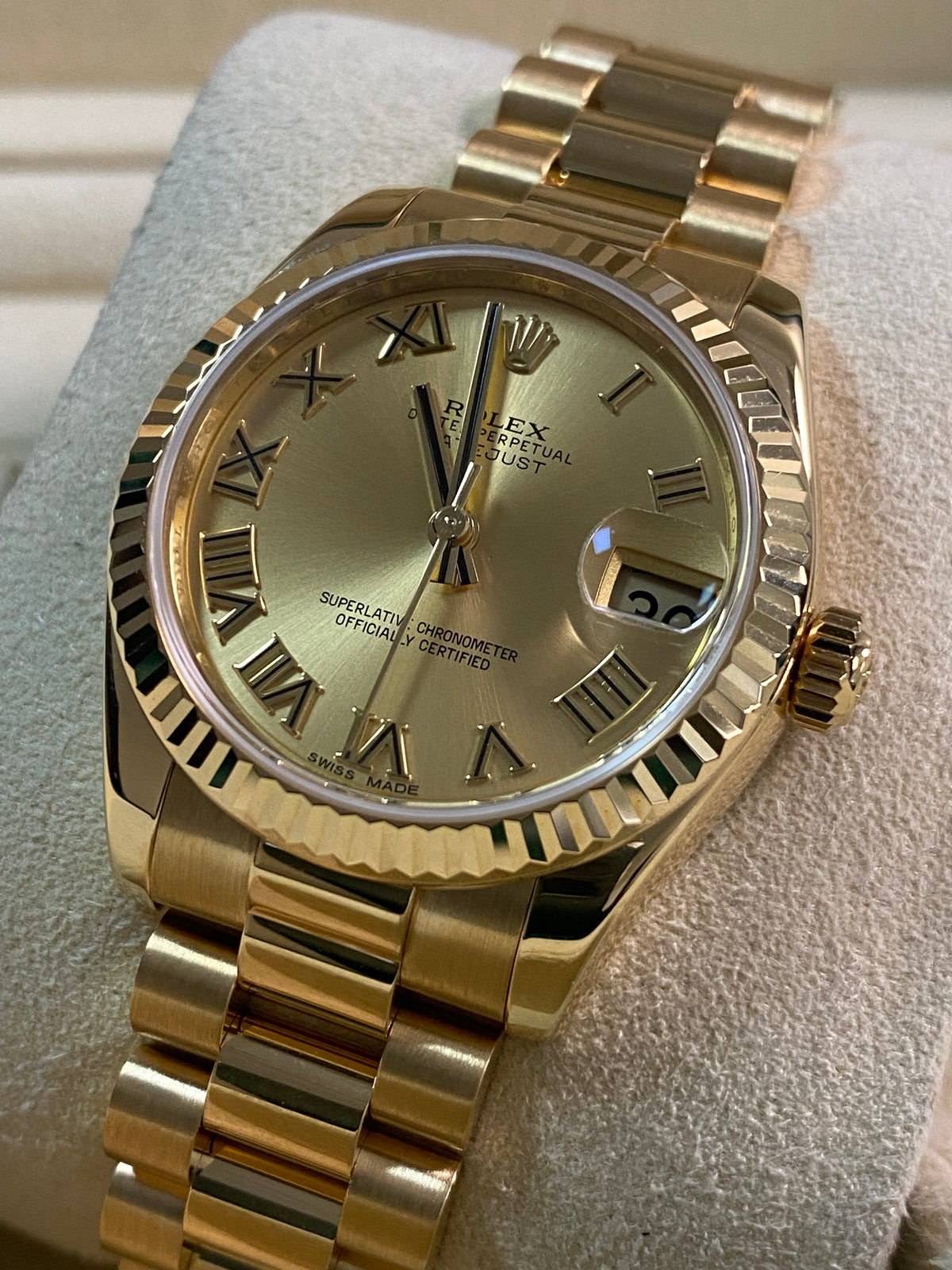 Rolex Yellow Gold Datejust 31 - 2017 - Fluted Bezel - Champagne Roman Dial - President Bracelet - 178278 *FULL SET*