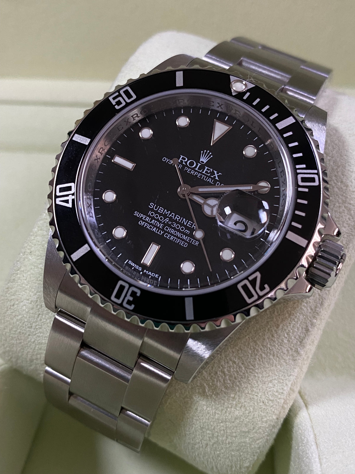 Rolex Steel Submariner Date - M serial - Pre Ceramic Bezel - Black Dial - 16610 UNPOLISHED FULL SET