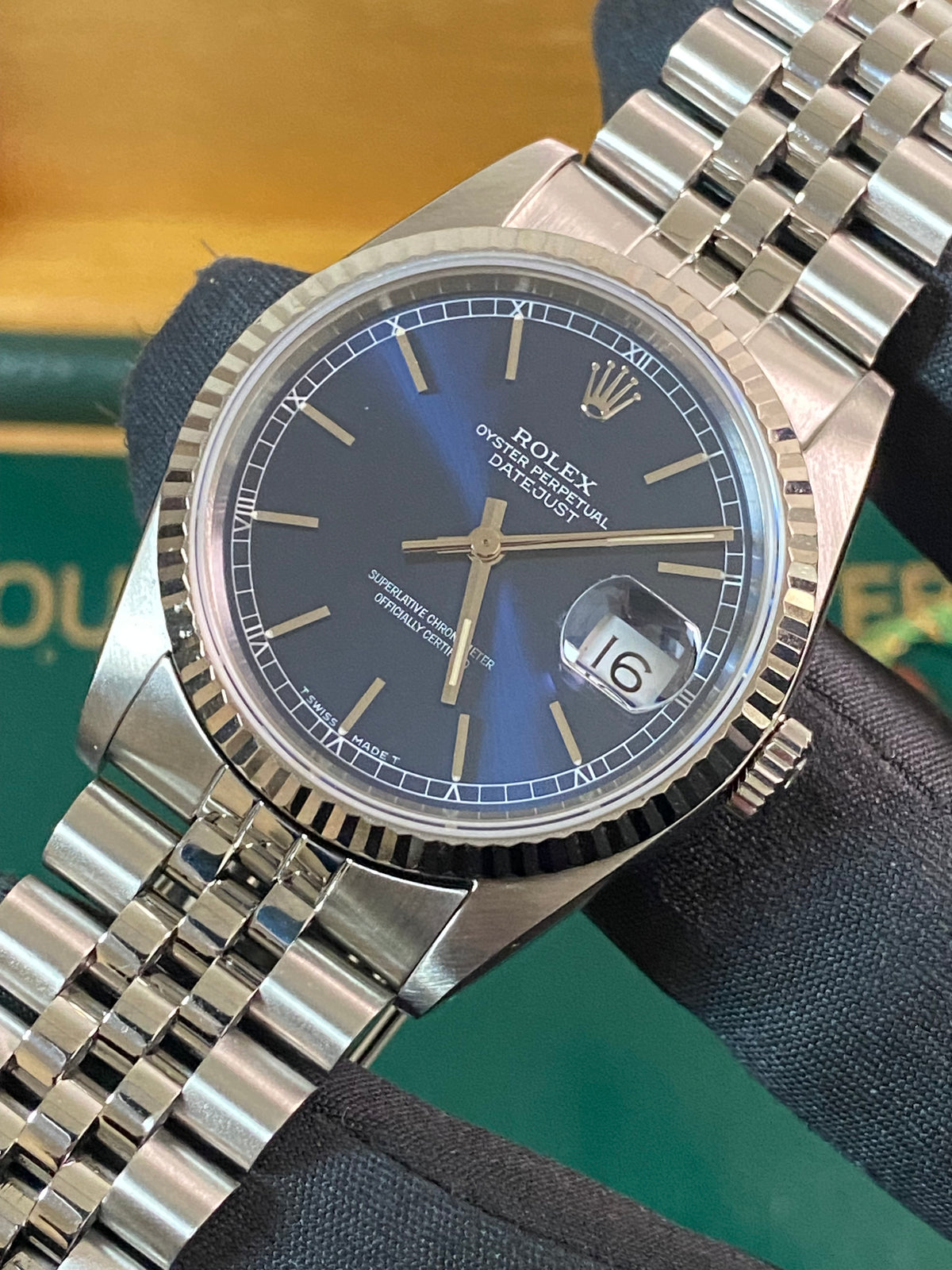 Rolex Steel Datejust 36 - R serial - Fluted Bezel - Blue Index Dial - Jubilee Bracelet - 16234