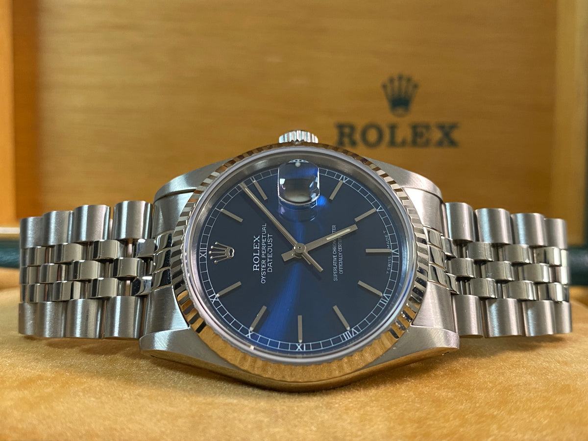 Rolex Steel Datejust 36 - R serial - Fluted Bezel - Blue Index Dial - Jubilee Bracelet - 16234