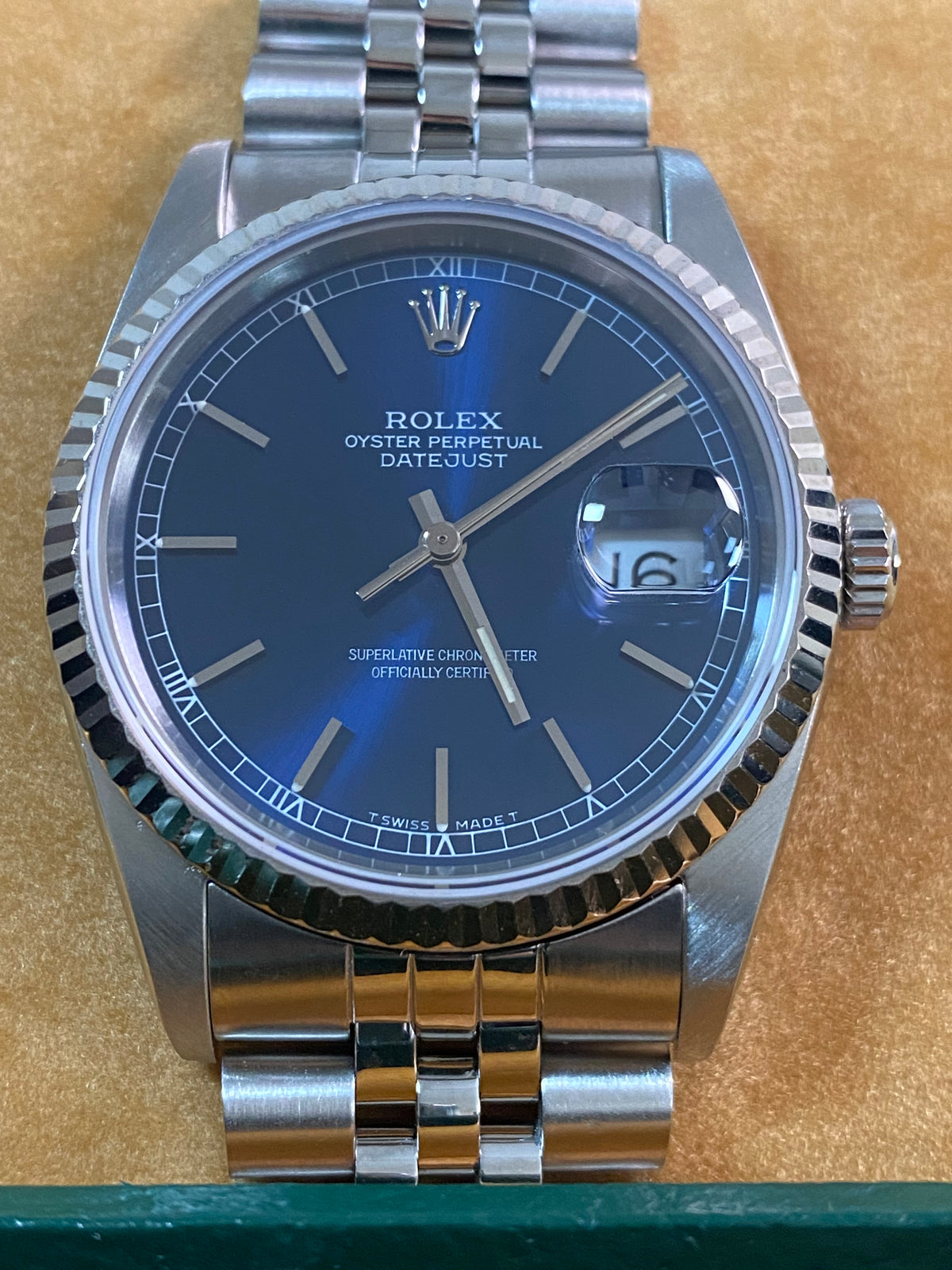 Rolex Steel Datejust 36 - R serial - Fluted Bezel - Blue Index Dial - Jubilee Bracelet - 16234