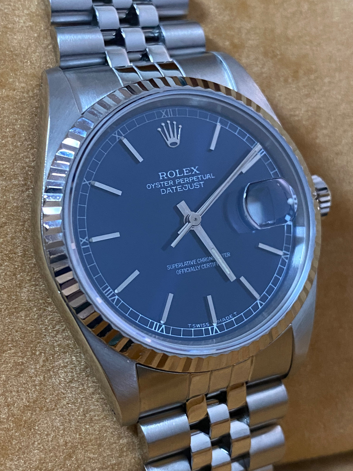 Rolex Steel Datejust 36 - R serial - Fluted Bezel - Blue Index Dial - Jubilee Bracelet - 16234