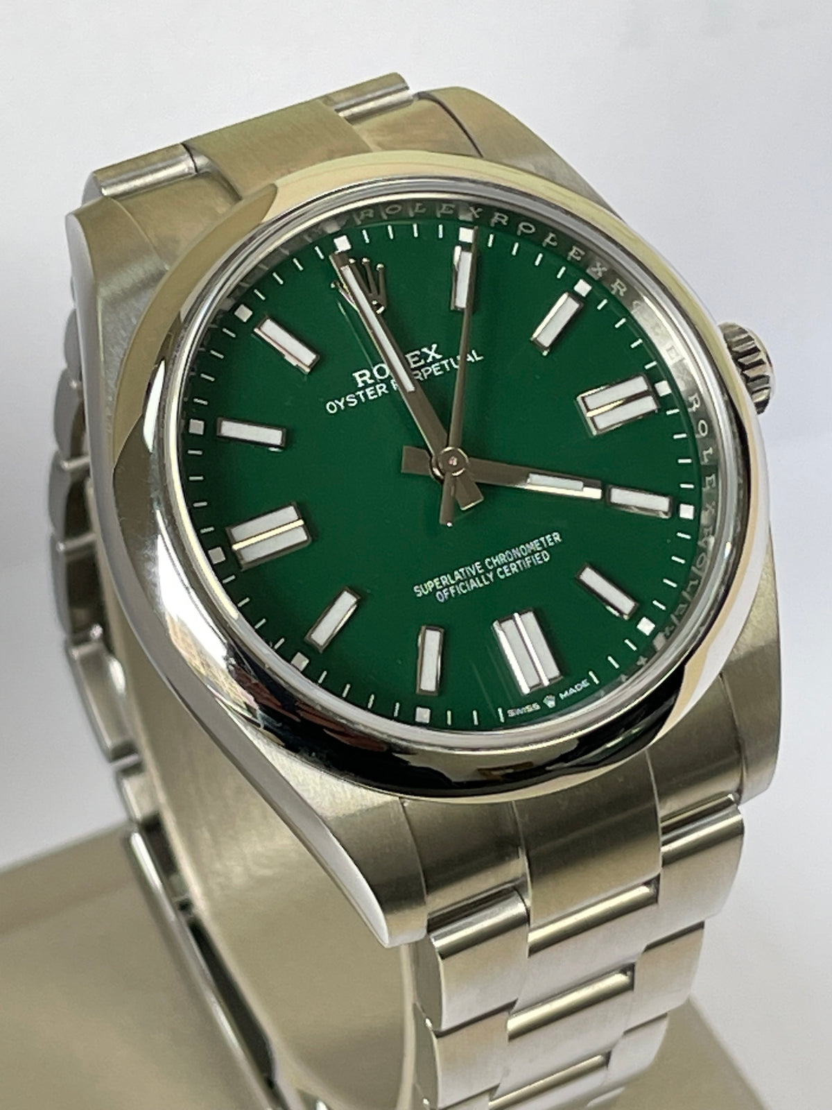 Rolex Oyster Perpetual 41 - 2023 - Domed Bezel - Green Index Dial - Oyster Bracelet - 124300