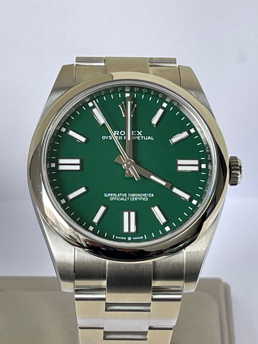 Rolex Oyster Perpetual 41 - 2023 - Domed Bezel - Green Index Dial - Oyster Bracelet - 124300