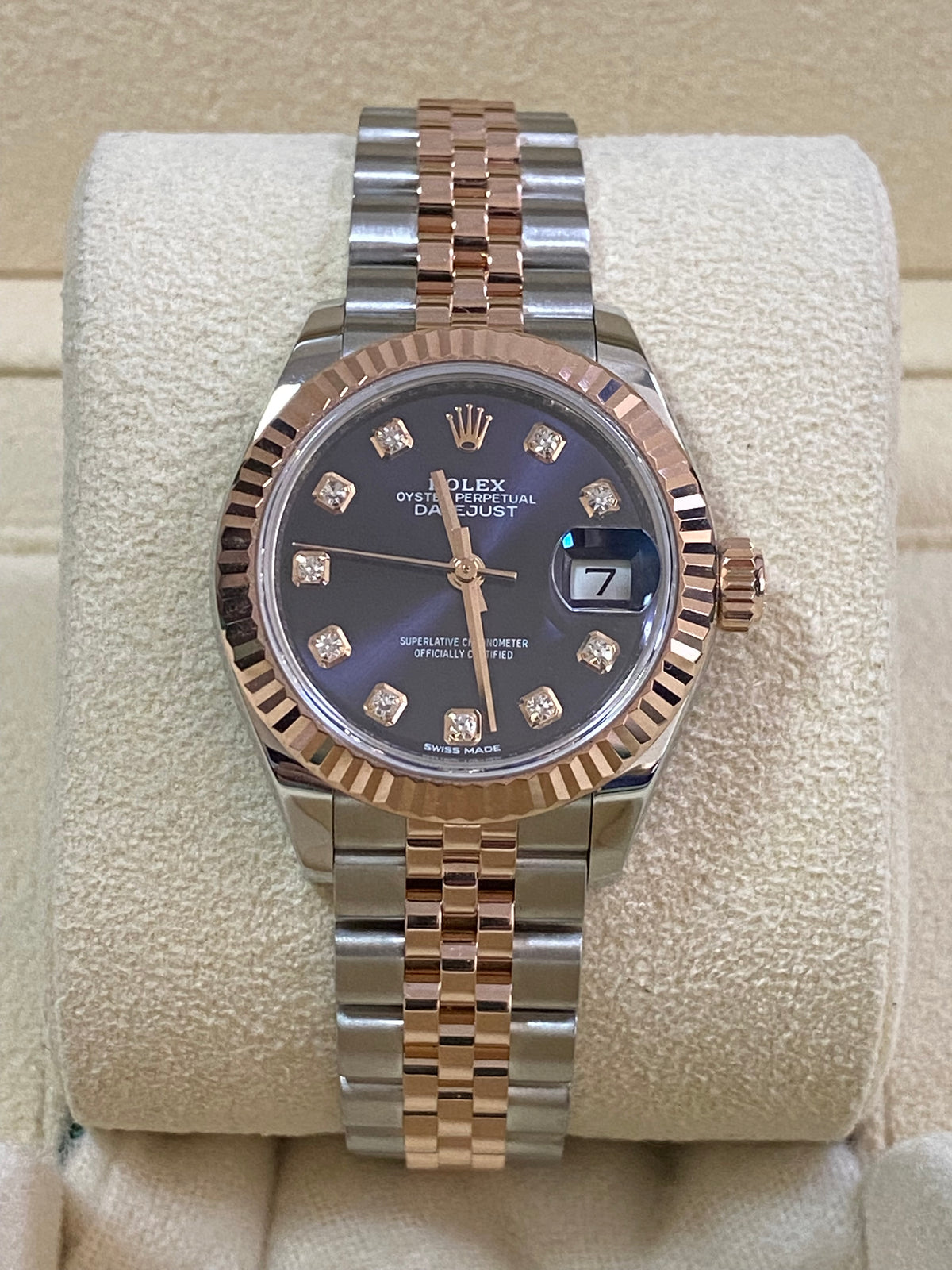 Rolex Steel and Everose Gold Lady-Datejust 28 - 2018 - Fluted Bezel - Aubergine Diamond Dial - Jubilee Bracelet - 279171