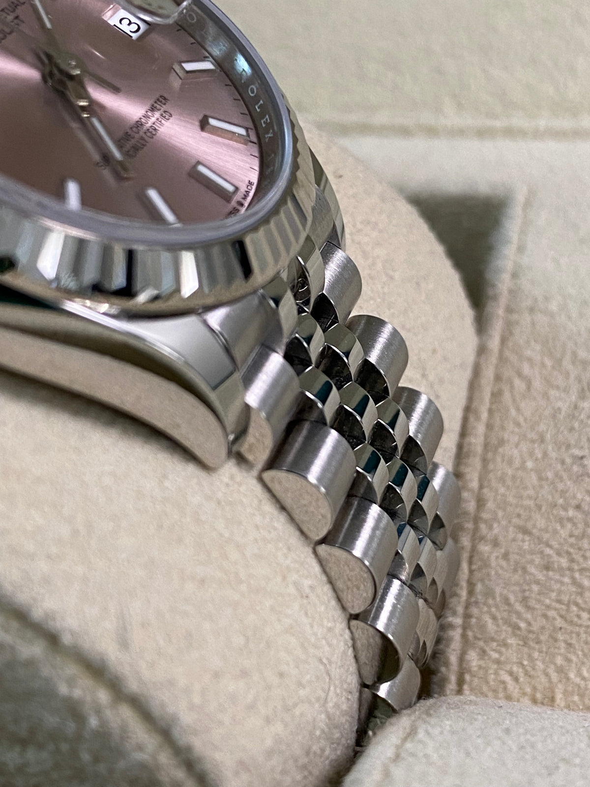 Rolex Steel and White Gold Datejust 31 - 2024 - Fluted Bezel - Pink Index Dial - Jubilee Bracelet - 278274 *FULL SET*