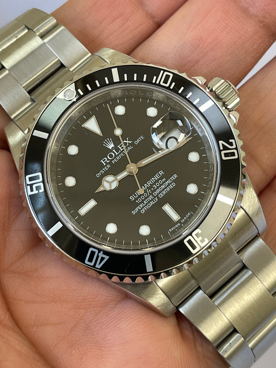 Rolex Steel Submariner Date - V Serial - Pre Ceramic Bezel - Black Dial - 16610