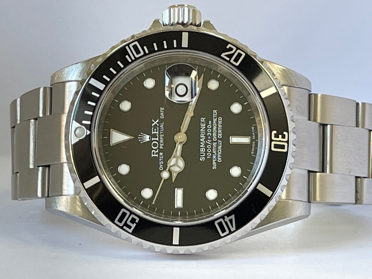 Rolex Steel Submariner Date - V Serial - Pre Ceramic Bezel - Black Dial - 16610