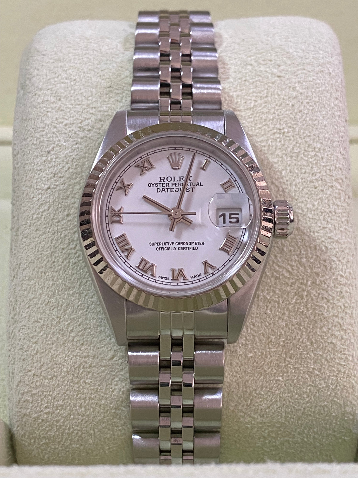 Rolex Steel Lady-Datejust 26 - P serial - Fluted Bezel - White Roman Dial - Jubilee Bracelet - 79174