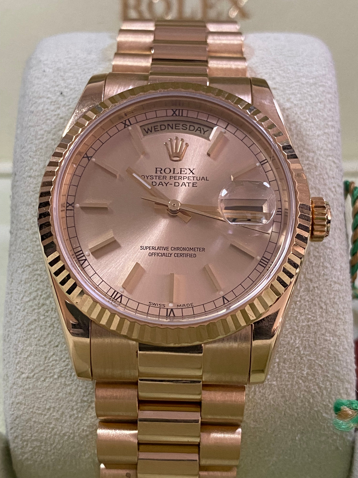 Rolex Yellow Gold Day-Date 36 - K serial - Fluted Bezel - Champagne Index Dial - President Bracelet - 118238 COMPLETE SET