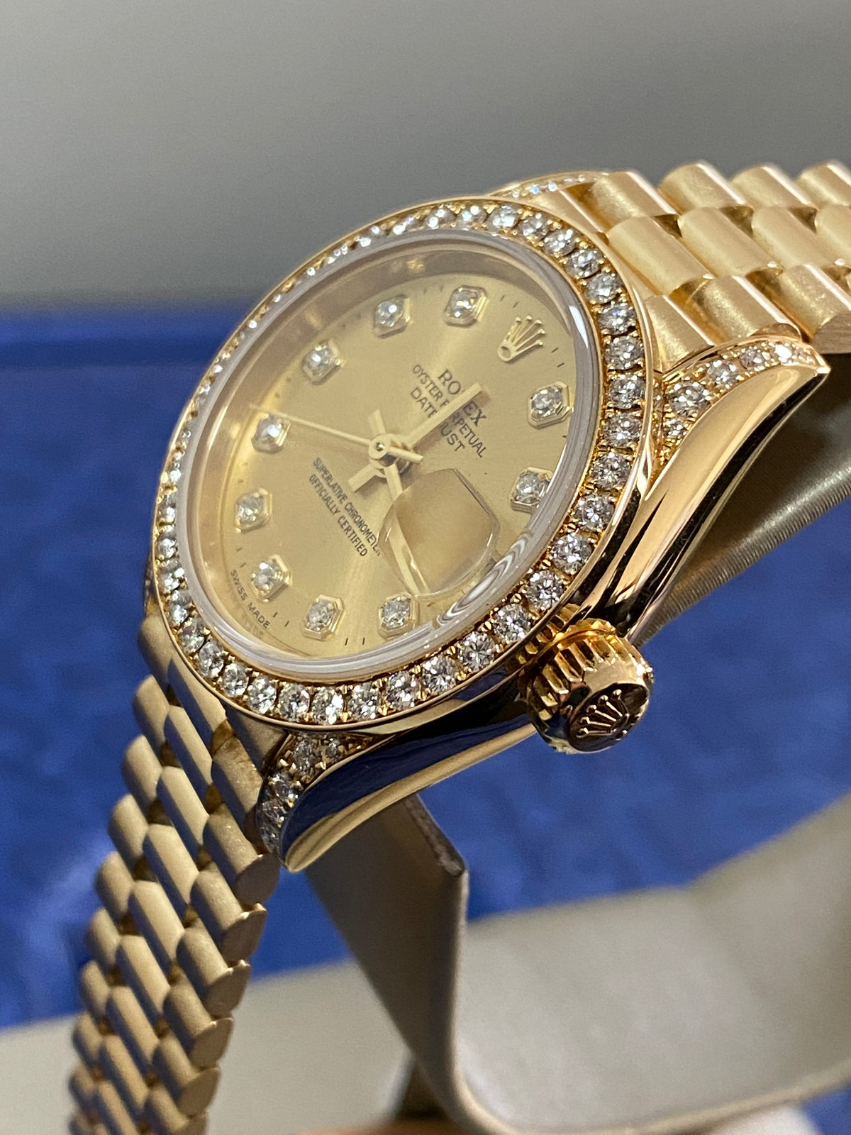 Rolex Yellow Gold Lady-Datejust - P serial -Factory Diamond Dial, Bezel and Lugs- President Bracelet - 79158 "Crown Collection" COMPLETE SET