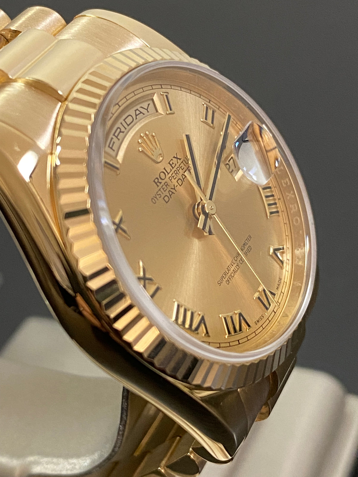 Rolex Yellow Gold Day-Date 36 - M Serial - Fluted Bezel - Champagne Roman Dial - President Bracelet - 118238