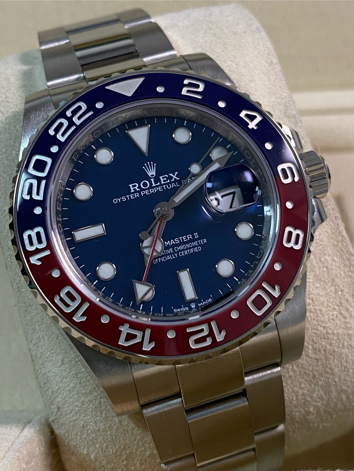 Rolex White Gold GMT-Master II - 2021 - "Pepsi" Bezel - Blue Dial - Oyster Bracelet - 126719BLRO *FULL SET*