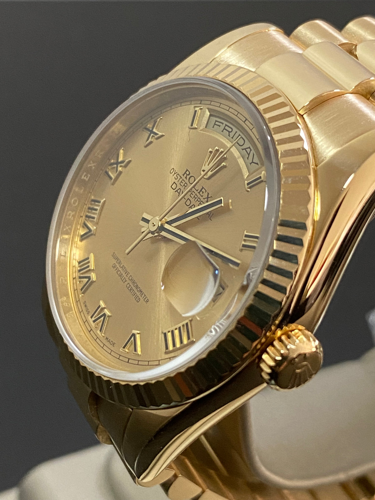 Rolex Yellow Gold Day-Date 36 - M Serial - Fluted Bezel - Champagne Roman Dial - President Bracelet - 118238