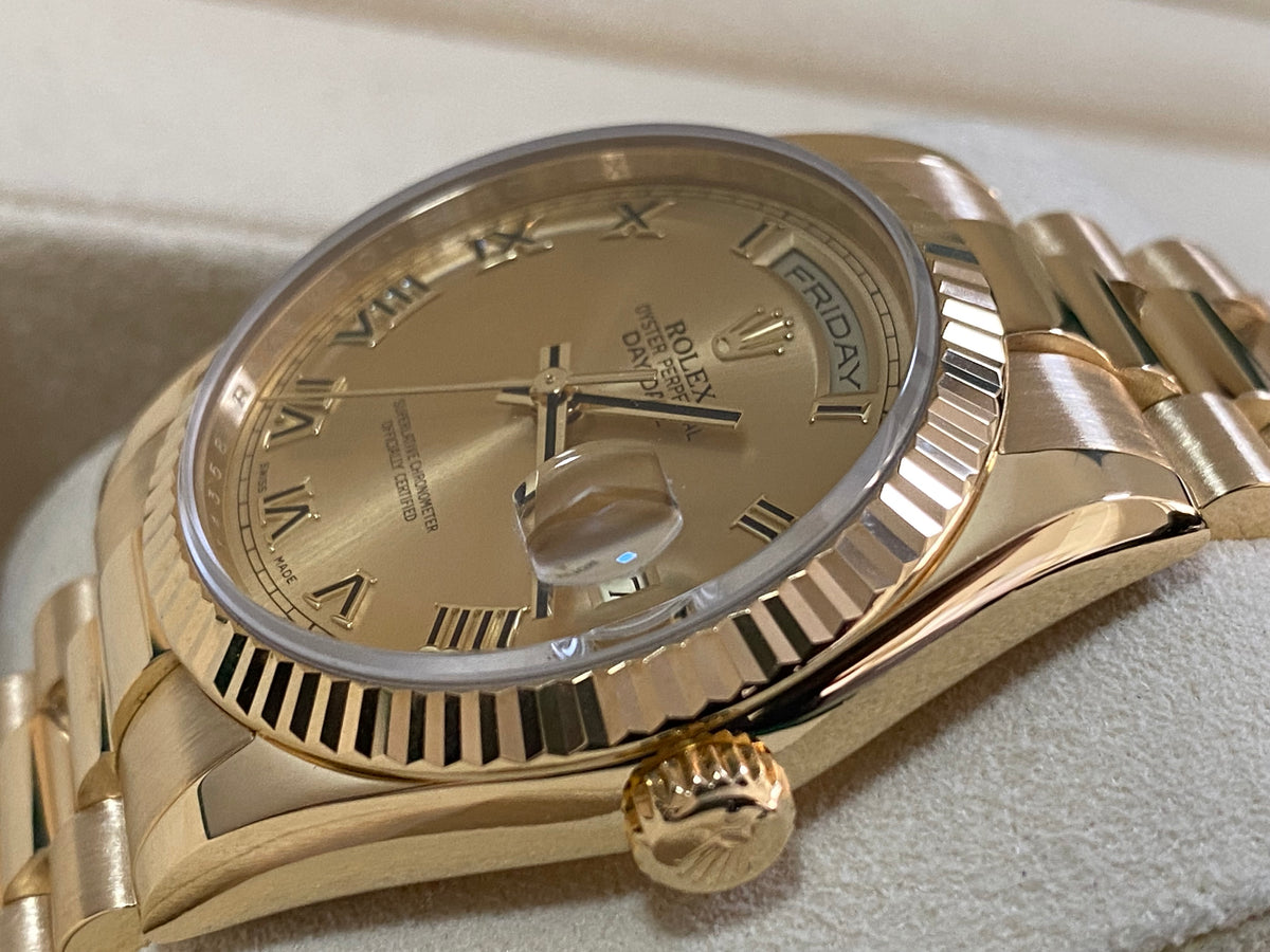 Rolex Yellow Gold Day-Date 36 - M Serial - Fluted Bezel - Champagne Roman Dial - President Bracelet - 118238