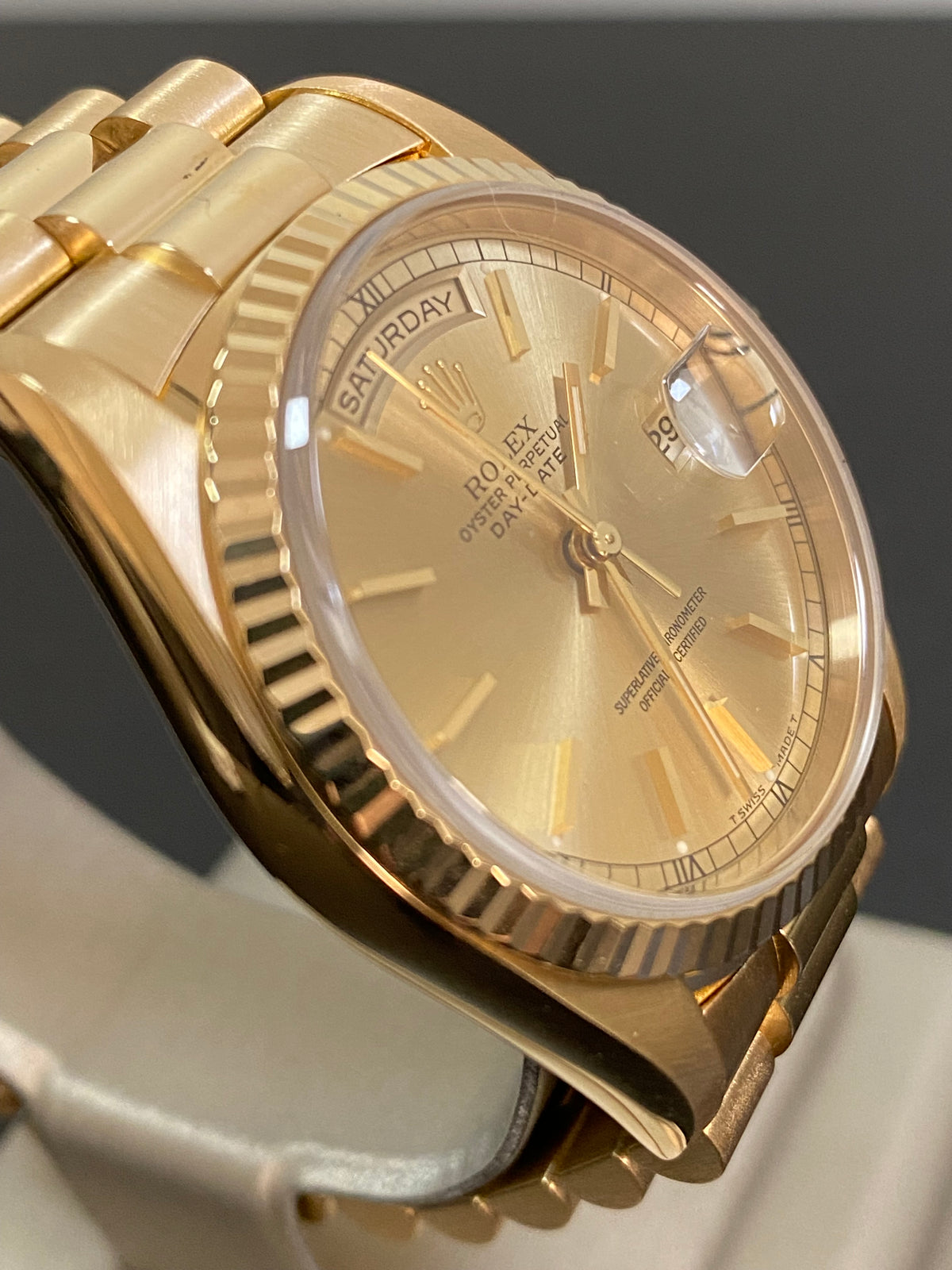 Rolex Yellow Gold Day-Date 36 Double-Quickset - T serial - Fluted Bezel - Champagne Index Dial - President Bracelet - 18238