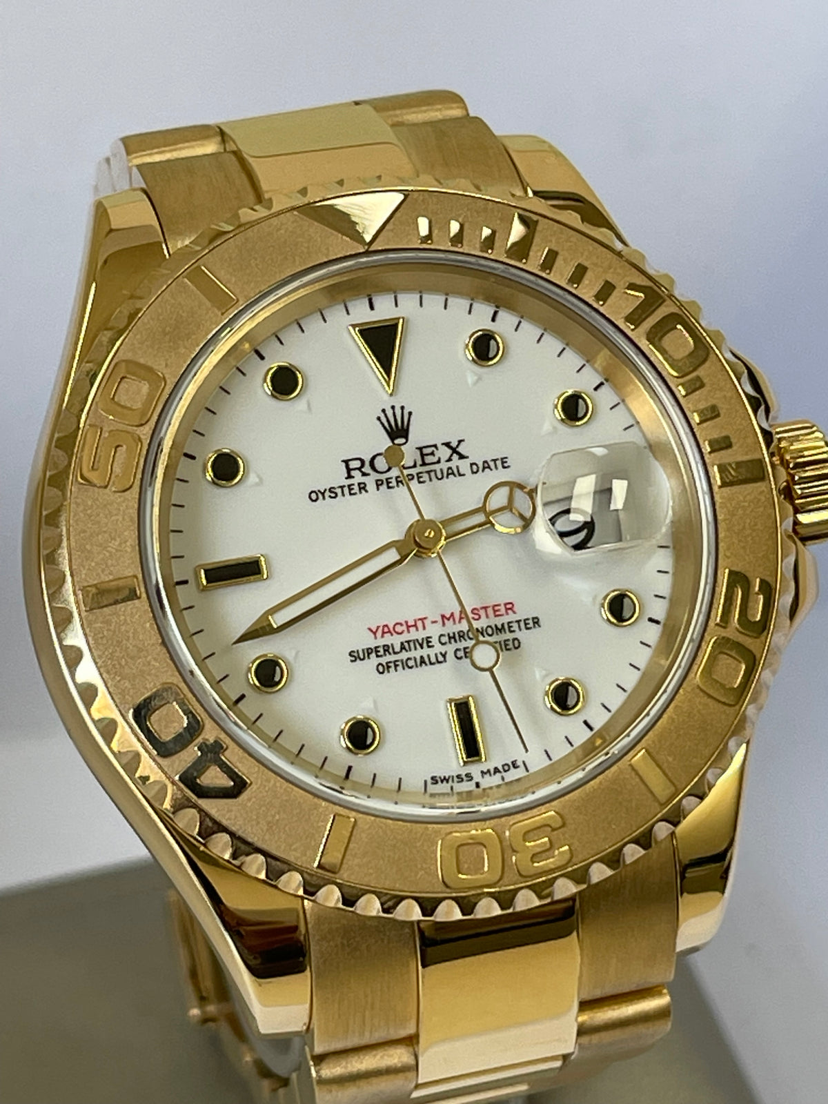 Rolex Yellow Gold Yacht-Master 40 - White Dial - 16628