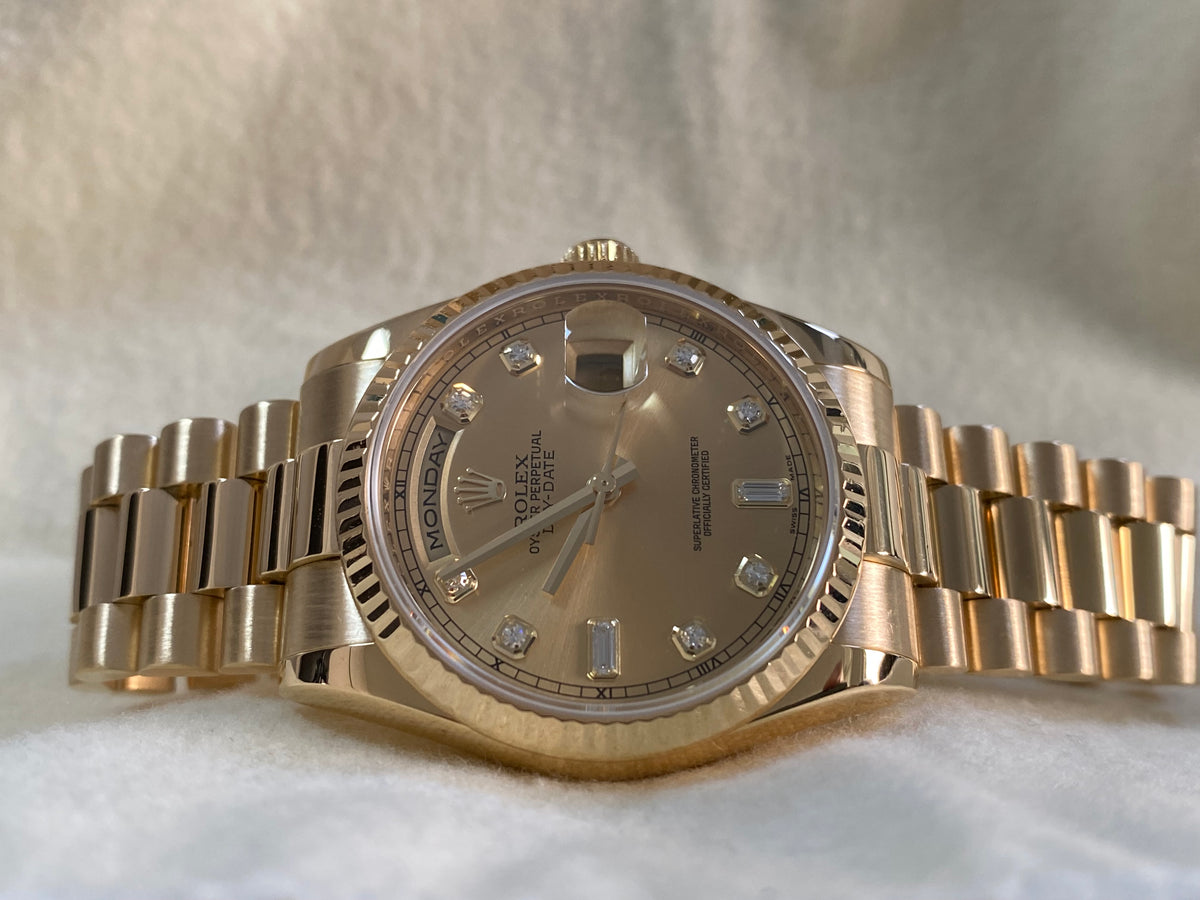 Rolex Yellow Gold Day-Date 36 - 2012 - Fluted Bezel - Factory Diamond Dial - President Bracelet - 118238