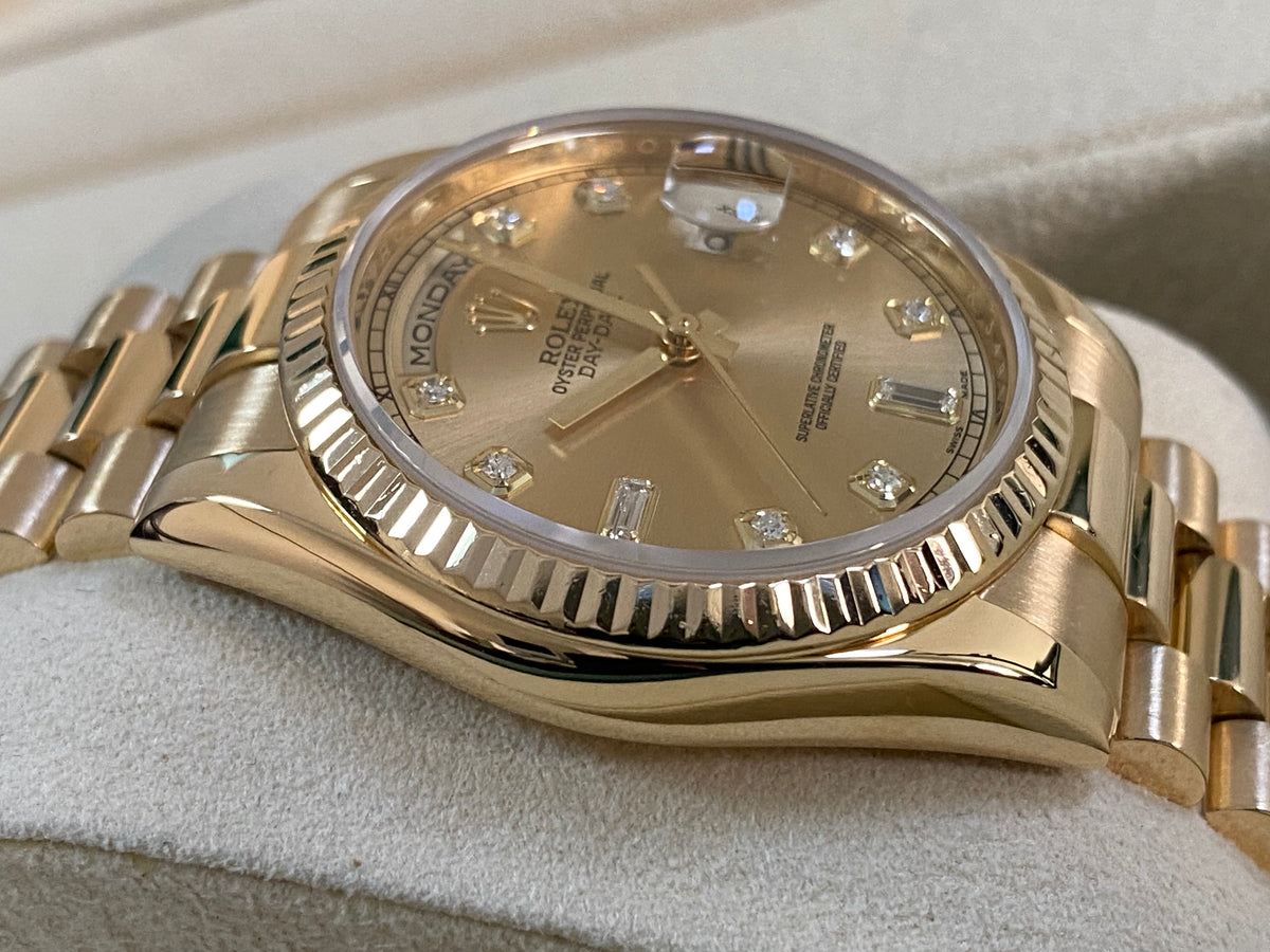 Rolex Yellow Gold Day-Date 36 - 2012 - Fluted Bezel - Factory Diamond Dial - President Bracelet - 118238