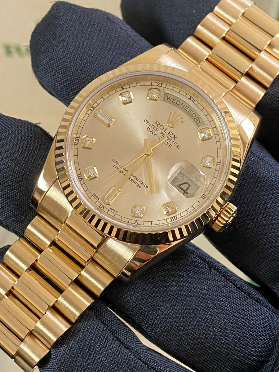 Rolex Yellow Gold Day-Date 36 - K serial - Fluted Bezel - Silver Diamond Dial - President Bracelet - 118238