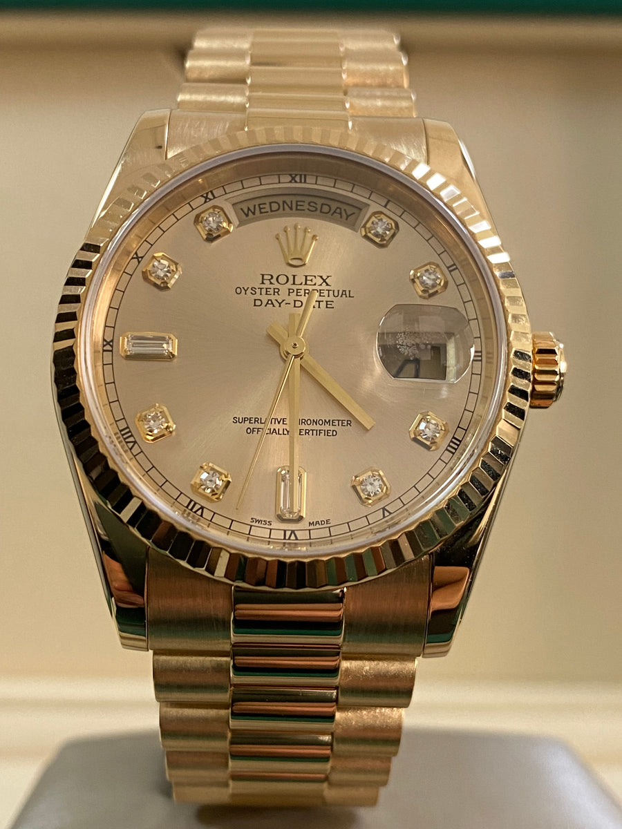 Rolex Yellow Gold Day-Date 36 - K serial - Fluted Bezel - Silver Diamond Dial - President Bracelet - 118238