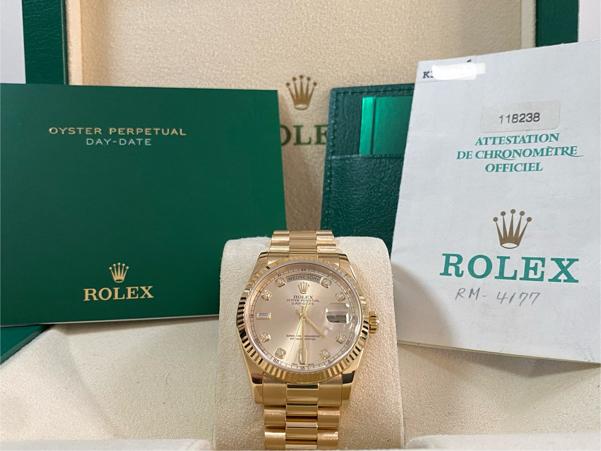 Rolex Yellow Gold Day-Date 36 - K serial - Fluted Bezel - Silver Diamond Dial - President Bracelet - 118238