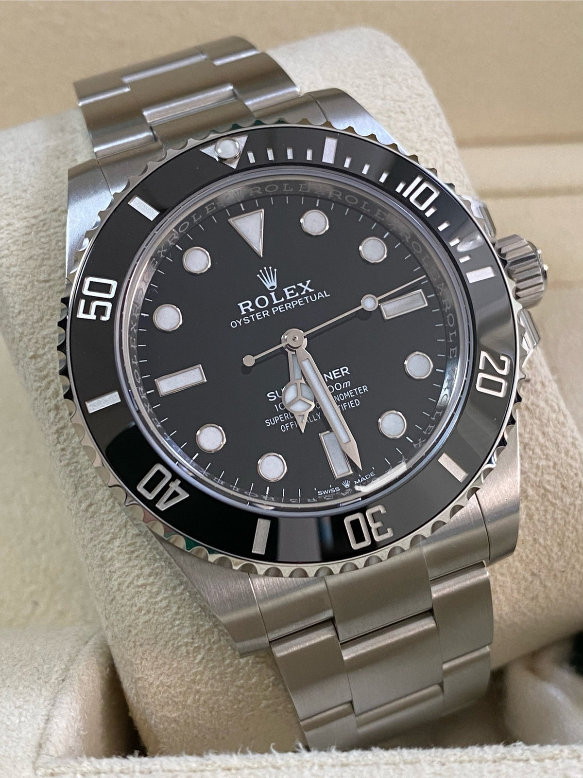 Rolex Submariner No Date - 2024 - Black Dial - 124060 *COMPLETE SET*