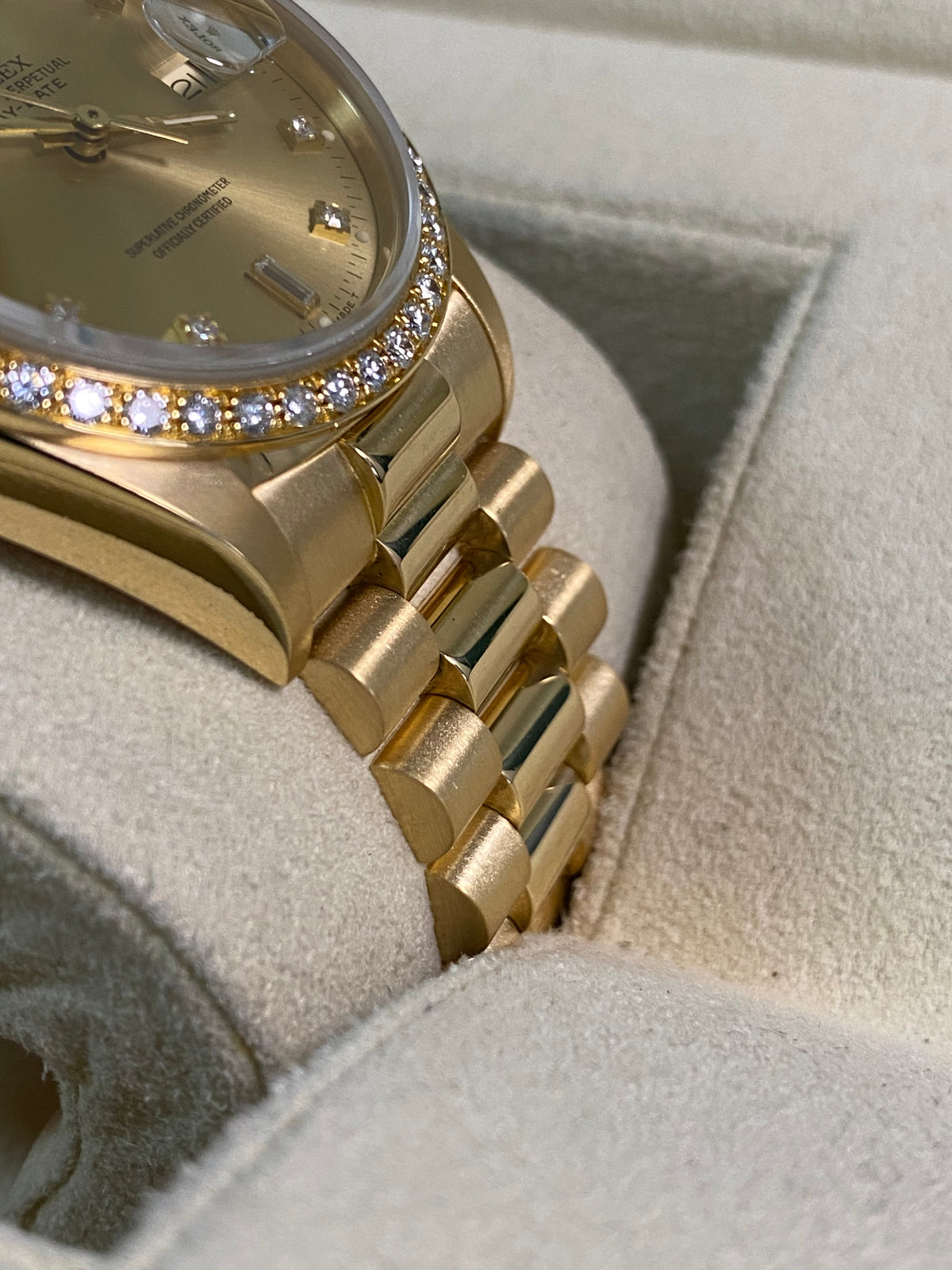 Rolex Yellow Gold Day-Date 36 - Diamond Bezel - Diamond Dial - President Bracelet - 18048