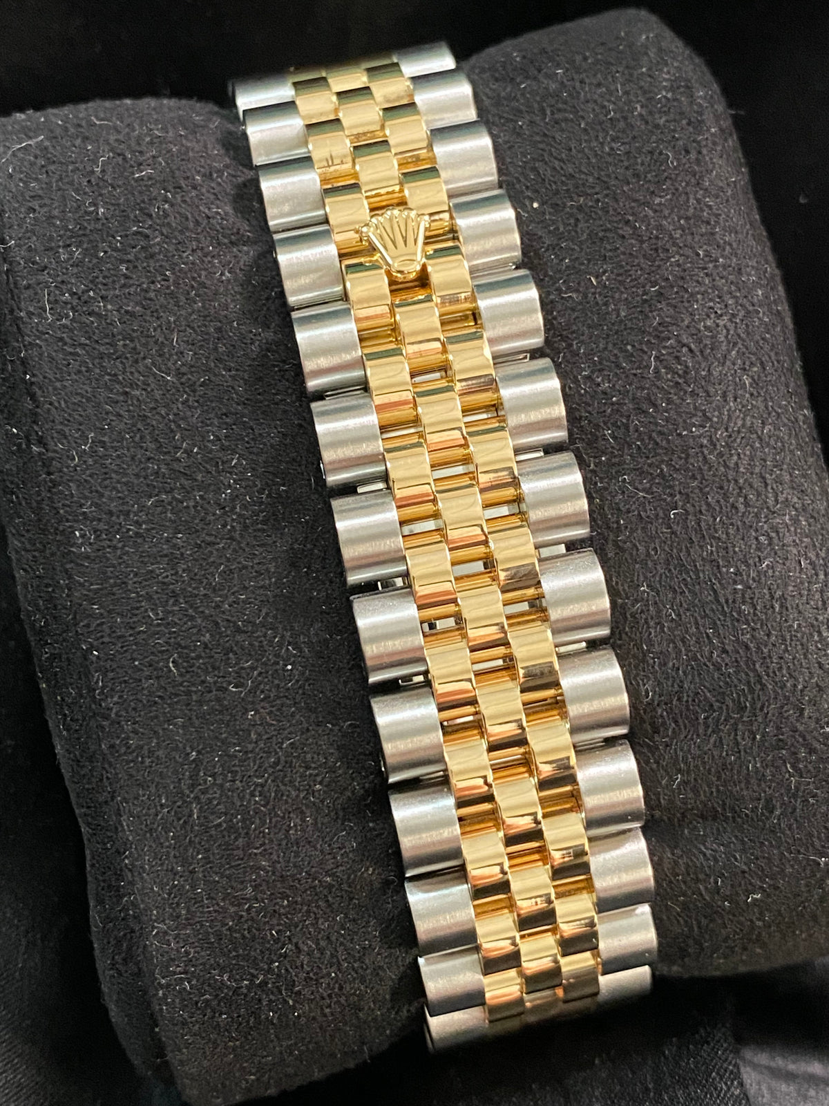 Rolex Steel and Yellow Gold Datejust 36 - V serial - Fluted Bezel - Silver Rhodium Roman Dial - Jubilee Bracelet - 116233 *FULL SET*