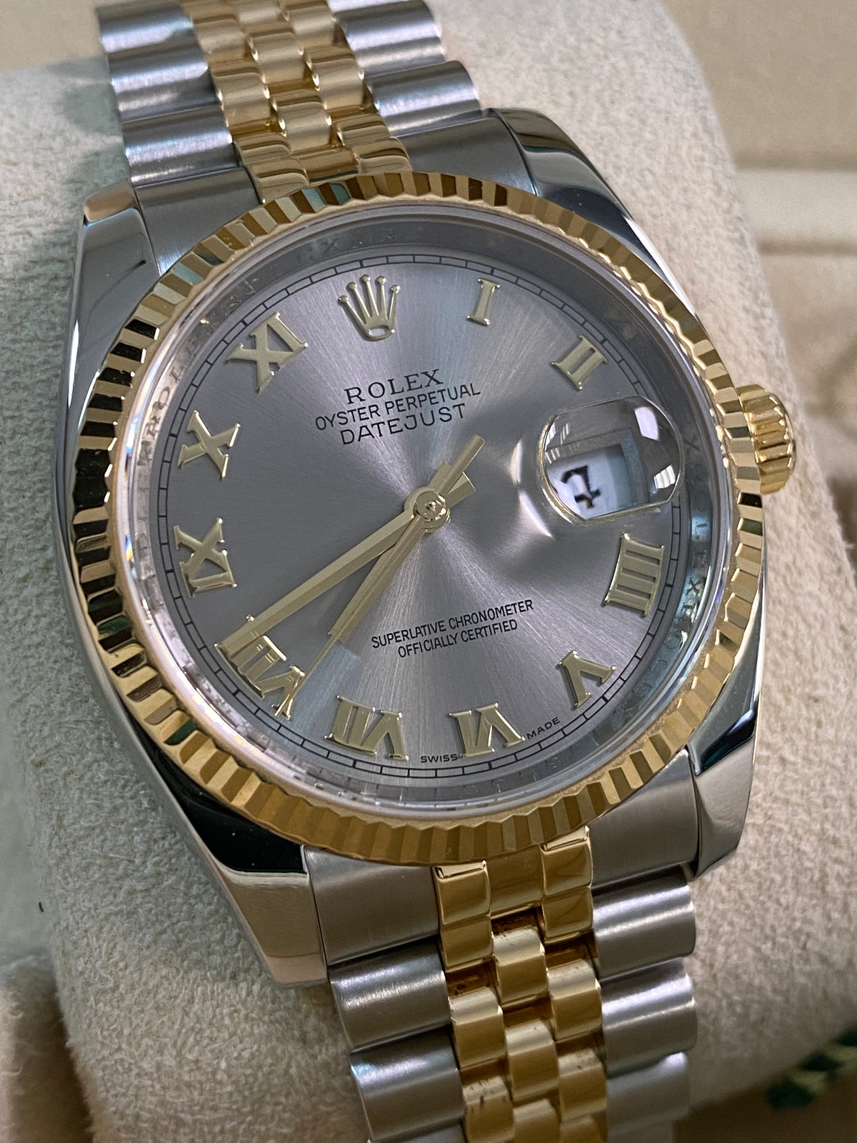 Rolex Steel and Yellow Gold Datejust 36 - V serial - Fluted Bezel - Silver Rhodium Roman Dial - Jubilee Bracelet - 116233 *FULL SET*