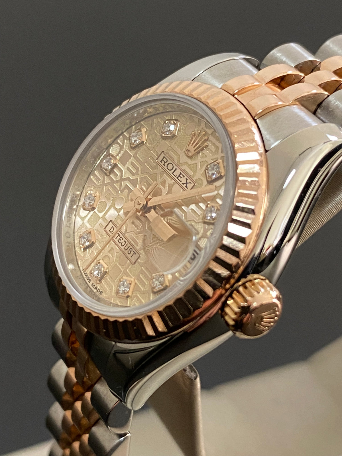 Rolex Everose Gold and Steel Lady-Datejust 26 - M serial - Fluted Bezel - Factory Diamond Dial - Jubilee Bracelet - 179171