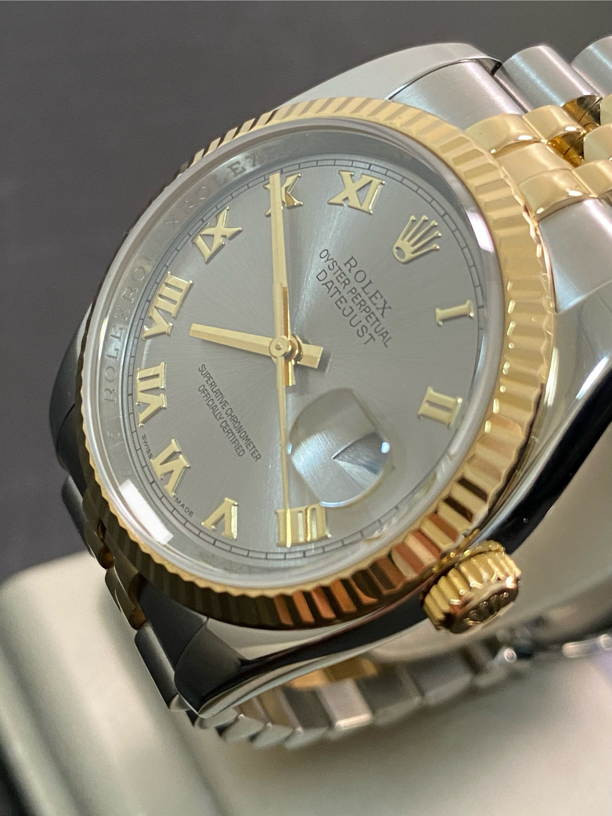 Rolex Steel and Yellow Gold Datejust 36 - V serial - Fluted Bezel - Silver Rhodium Roman Dial - Jubilee Bracelet - 116233 *FULL SET*