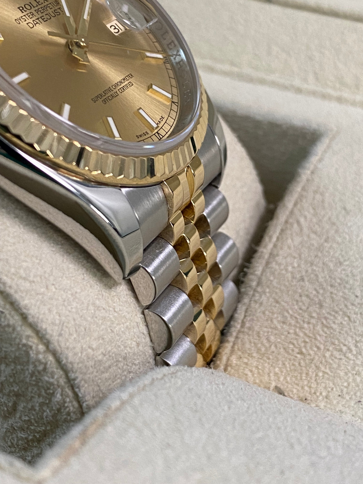 Rolex Steel and Yellow Gold Datejust 36 - M serial - Fluted Bezel - Champagne Index Dial - Jubilee Bracelet - 116233 *FULL SET*