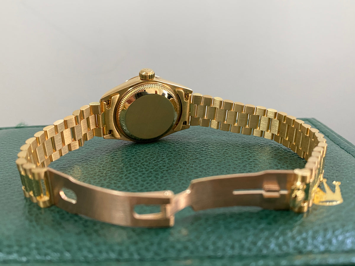 Rolex Yellow Gold Lady-Datejust - W serial - Fluted Bezel - Champagne Diamond Dial - President Bracelet - 69178