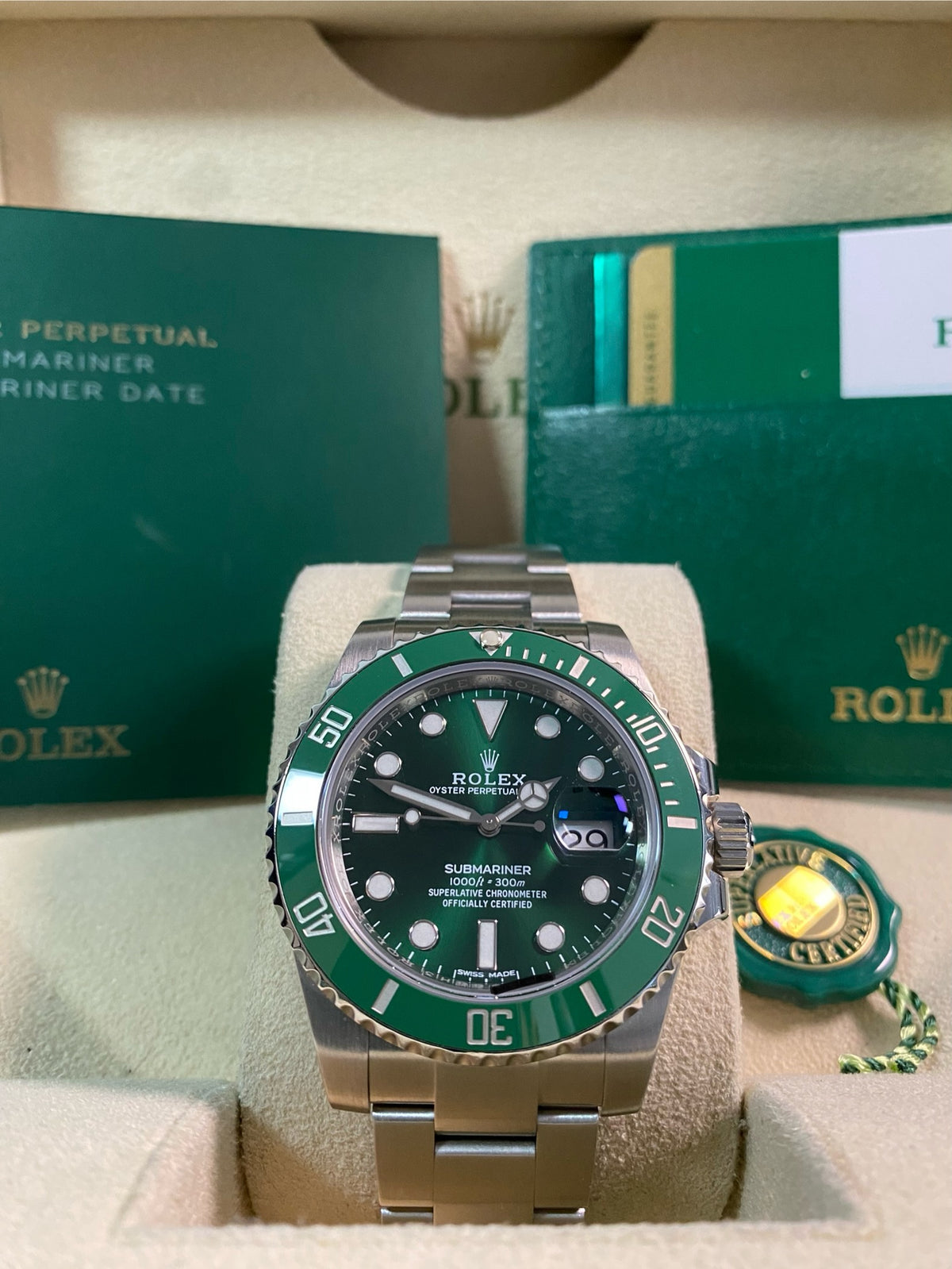 Rolex Steel Submariner Date - 2018 - "Hulk" - 116610LV *FULL SET*