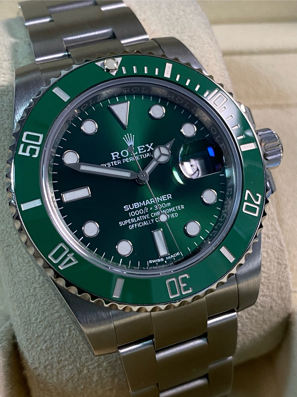 Rolex Steel Submariner Date - 2018 - "Hulk" - 116610LV *FULL SET*