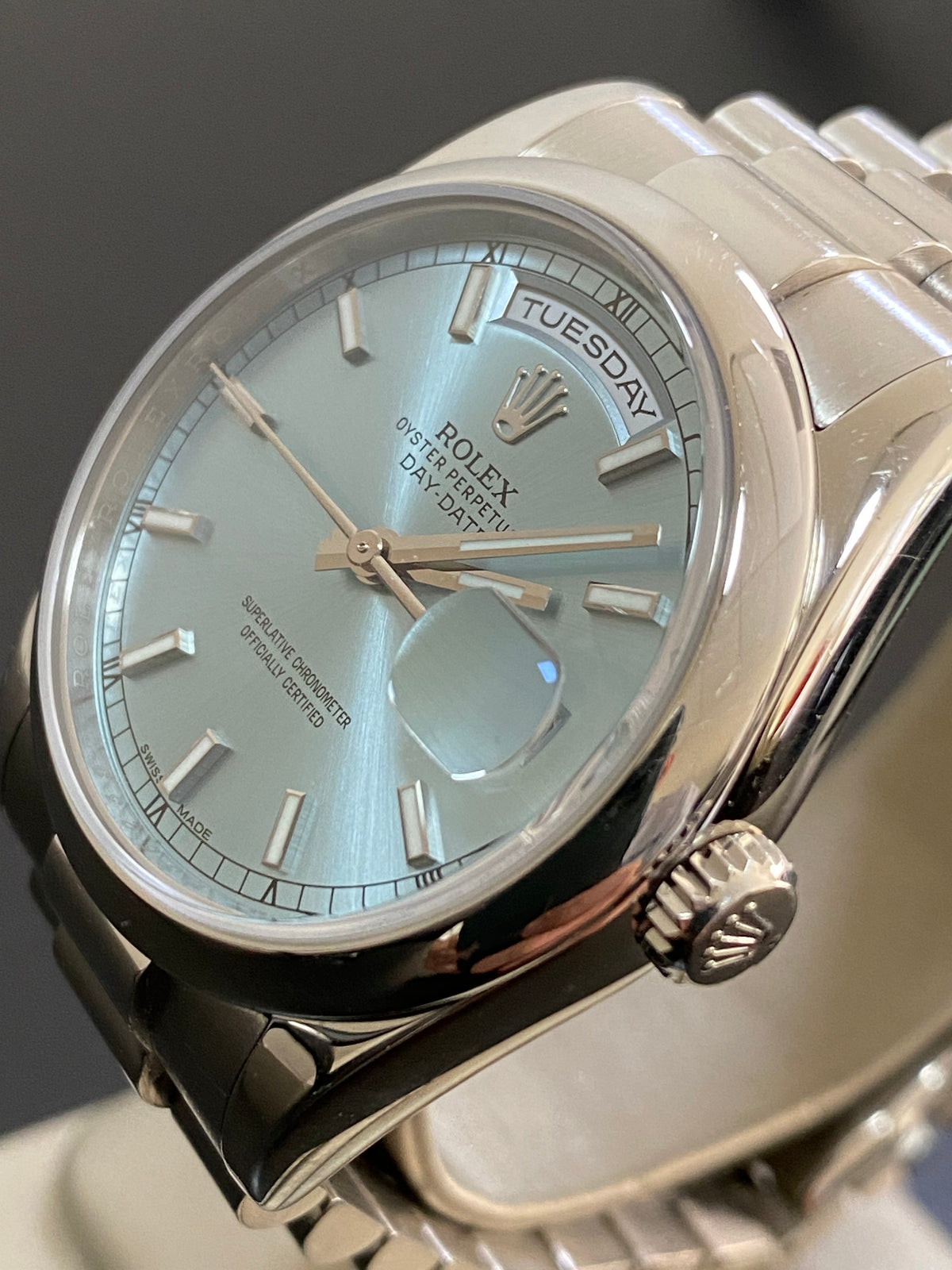 Rolex Platinum Day-Date 36 - 2012 - Domed Bezel - Ice Blue Index Dial - President Bracelet - 118206 *UNPOLISHED*