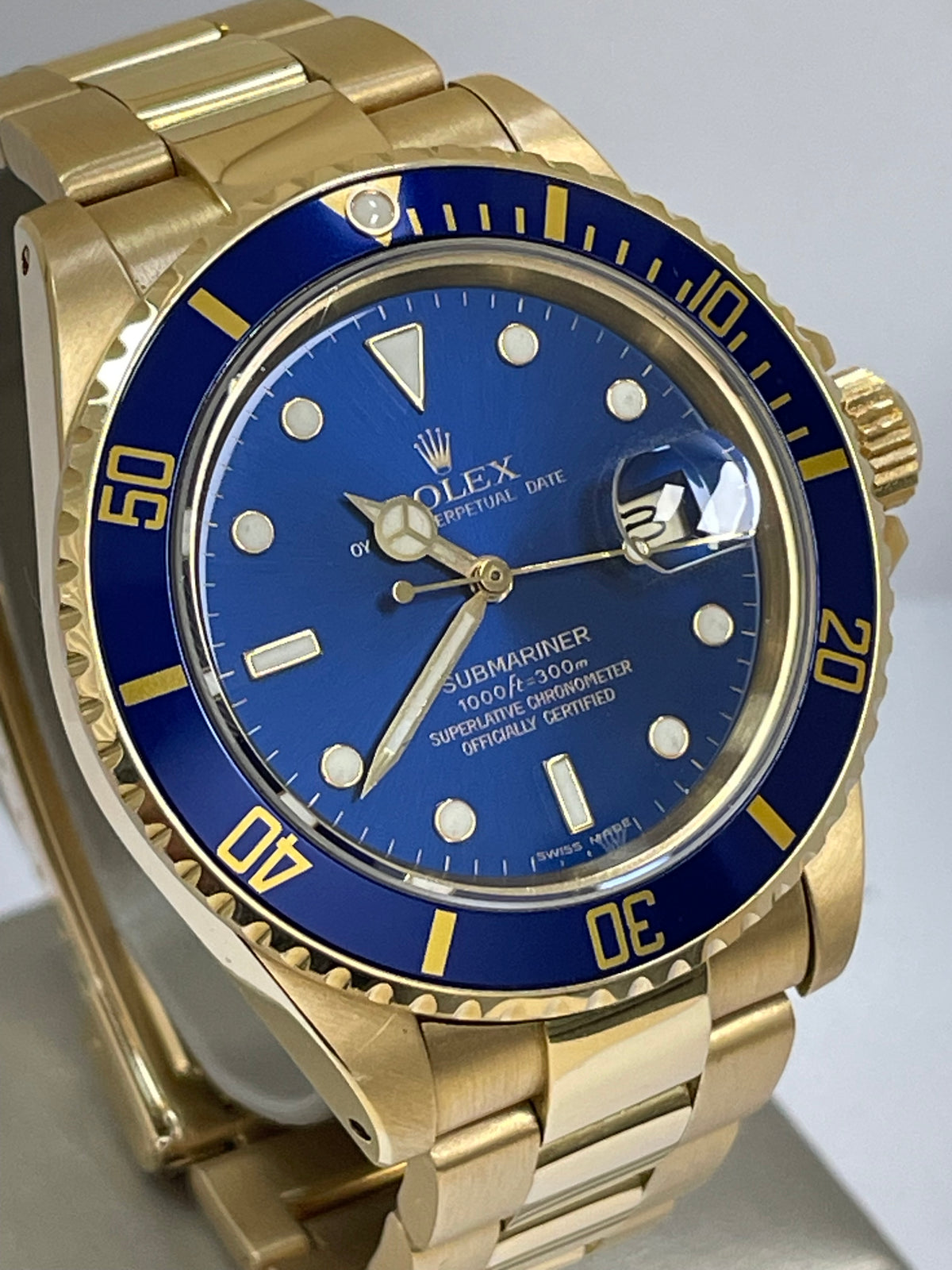 Rolex Yellow Gold Submariner Date - 1991 - Pre Ceramic Blue Bezel - Blue Dial - 16618