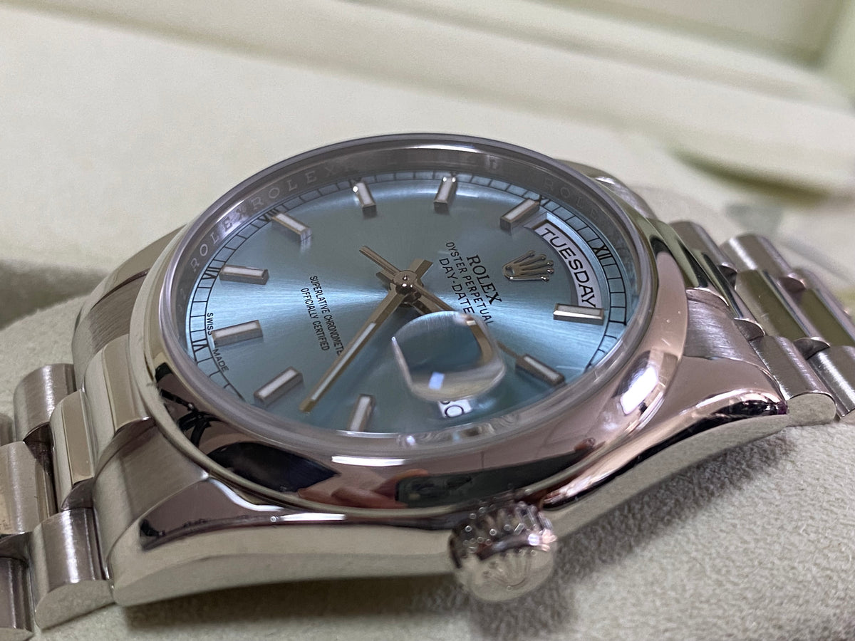 Rolex Platinum Day-Date 36 - 2012 - Domed Bezel - Ice Blue Index Dial - President Bracelet - 118206 *UNPOLISHED*