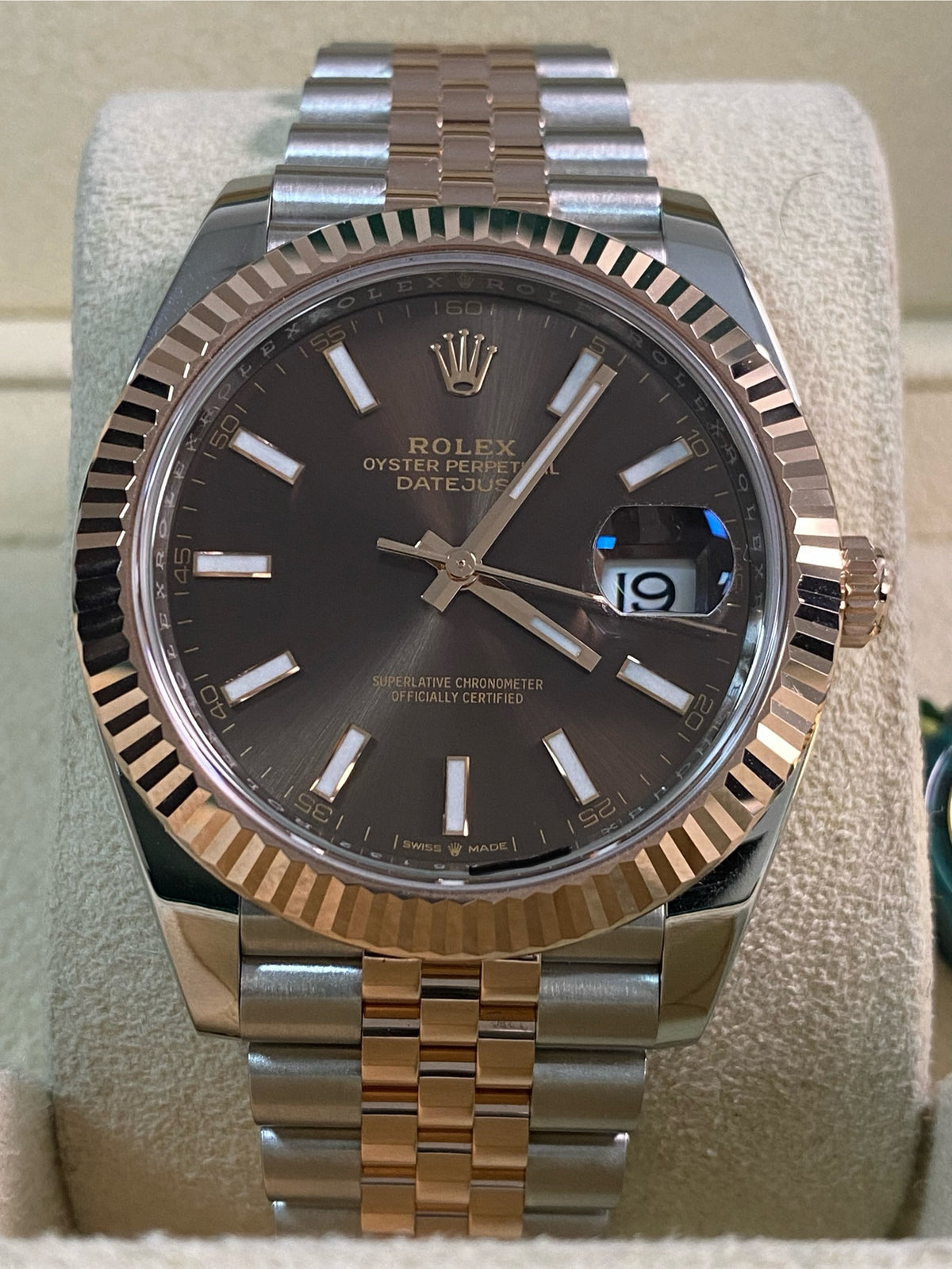 Rolex Steel and Everose Gold Datejust 41 - 2024 - Fluted Bezel - Chocolate Index Dial - Jubilee Bracelet - 126331 *FULL SET*