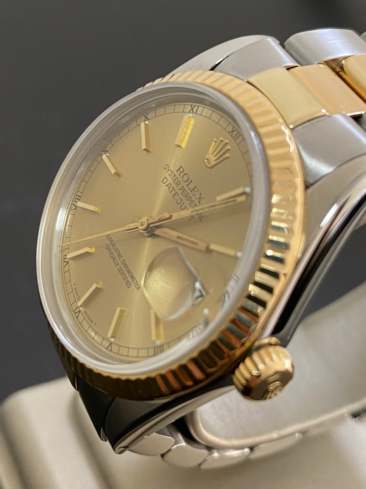 Rolex Steel and Yellow Gold Datejust 36 - Fluted Bezel - Champagne Index Dial - Oyster Bracelet - 16013