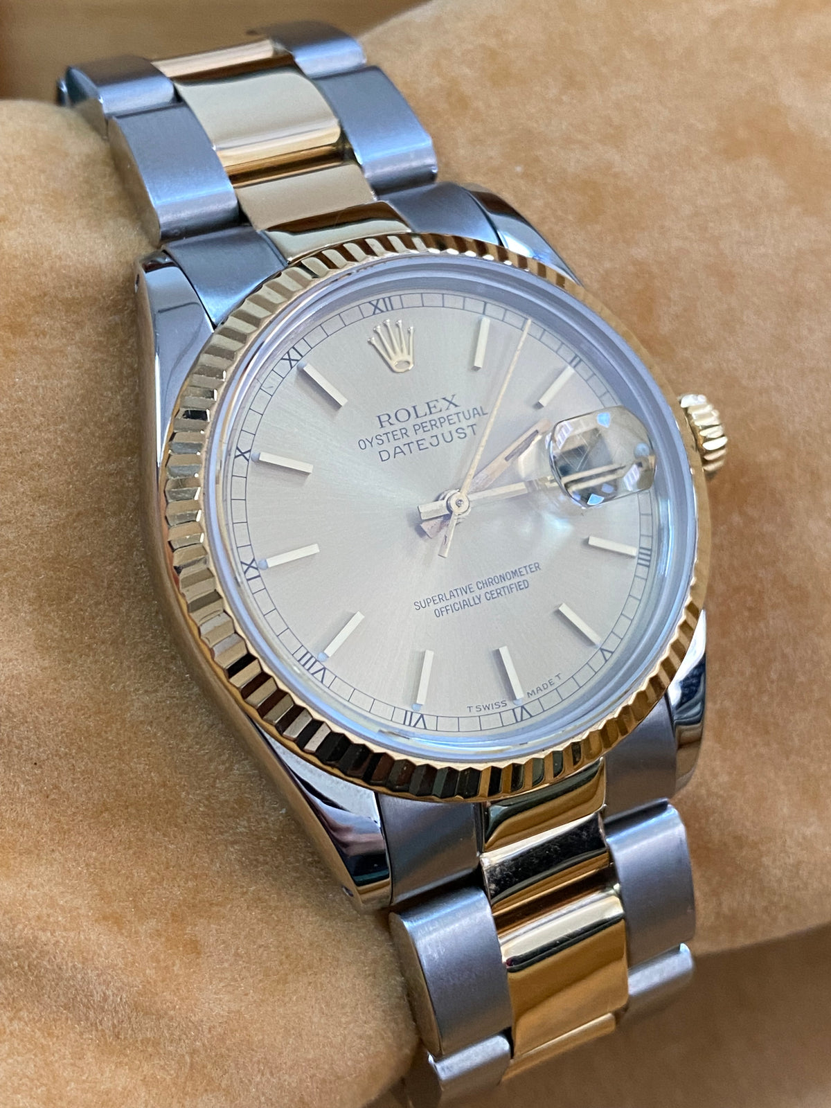 Rolex Steel and Yellow Gold Datejust 36 - Fluted Bezel - Champagne Index Dial - Oyster Bracelet - 16013