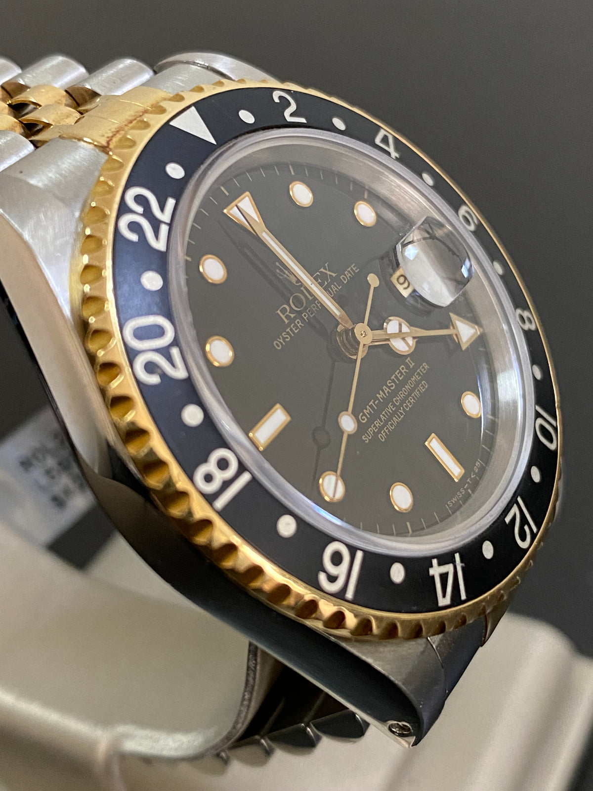 Rolex Steel and Yellow Gold GMT-Master II - L serial - Pre Ceramic Bezel - Black Dial - Jubilee Bracelet - 16713