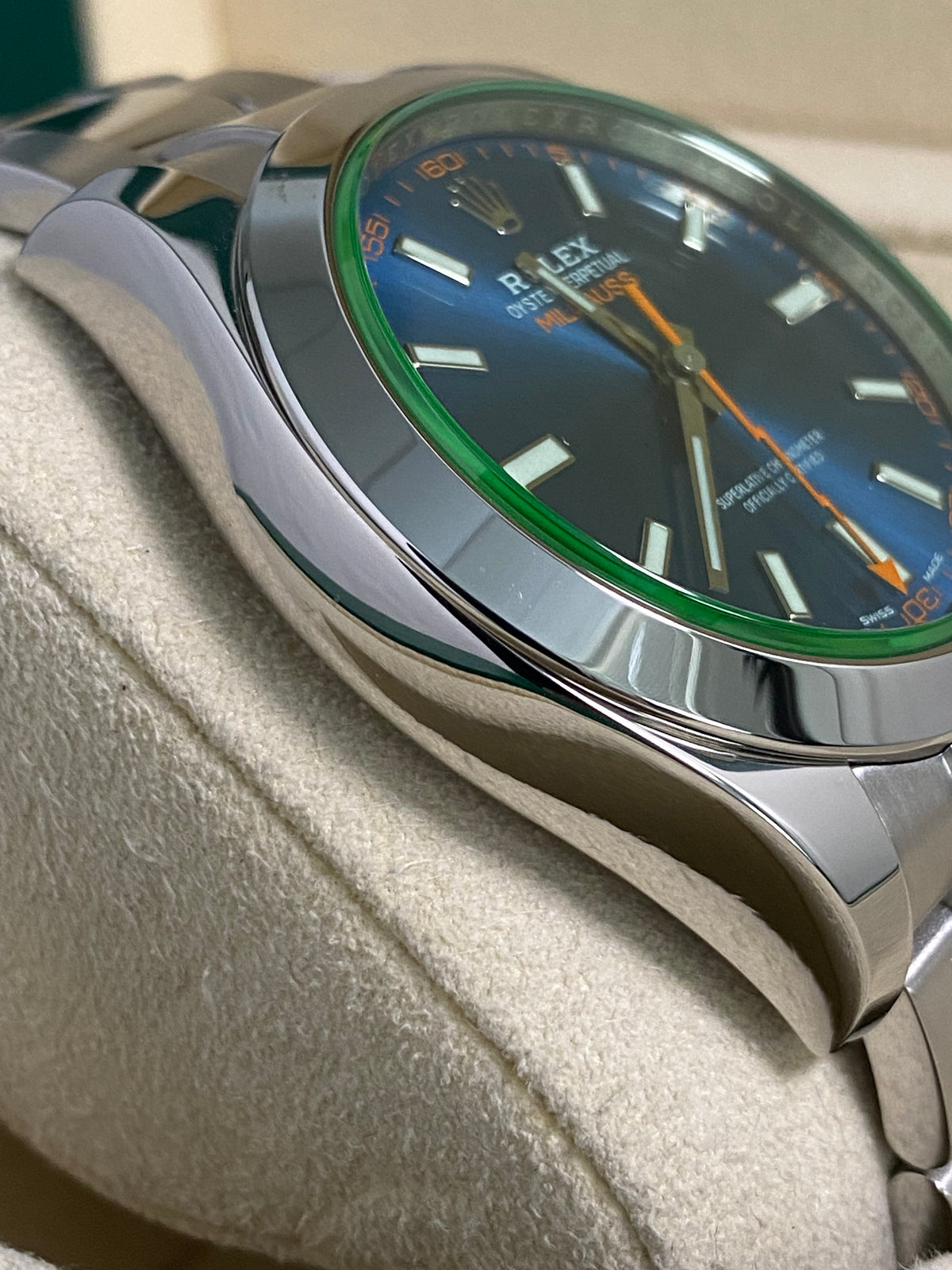 Rolex Milgauss - Blue Dial - Green Crystal - 2021 - 116400GV *FULL SET*