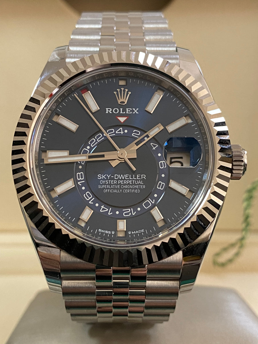 Rolex Steel Sky-Dweller - 2024 - Bright Blue Dial - Jubilee Bracelet - 336934 *COMPLETE SET*