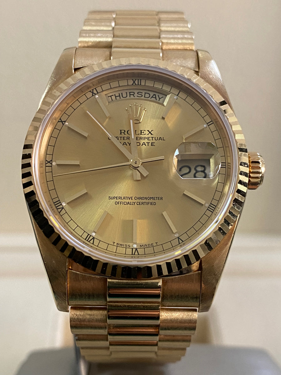 Rolex Yellow Gold Day-Date 36 - E serial - Fluted Bezel - Champagne Index Dial - President Bracelet - 18238 Unpolished
