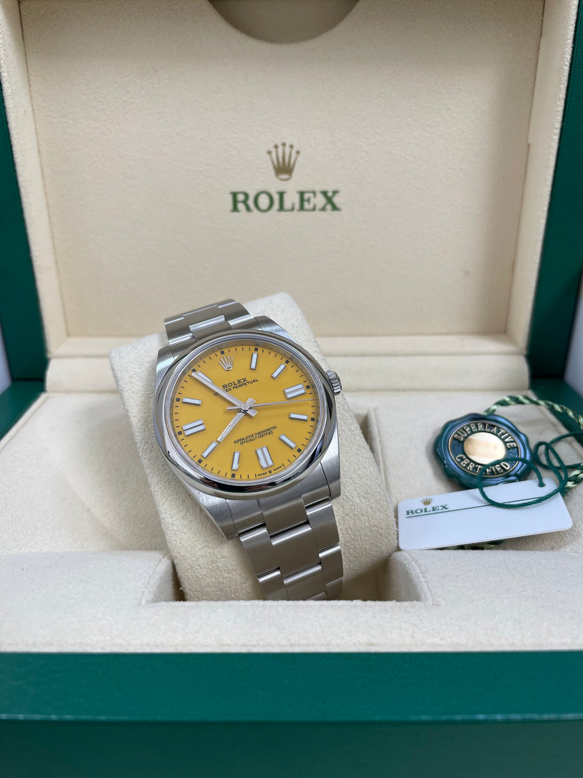 Rolex Oyster Perpetual 41 - 2021 - Domed Bezel - Yellow Dial - Oyster Bracelet - 124300 *DISCONTINUED MODEL*